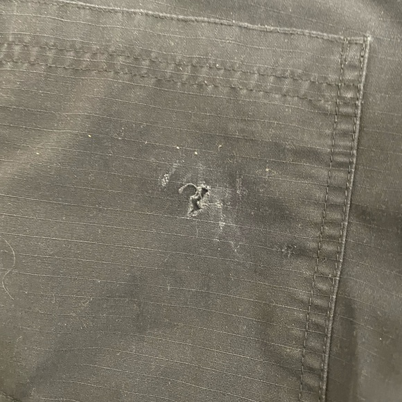 Men's Black Cargo Pants - Picture 4 of 4